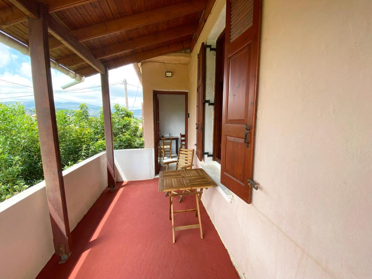 Dusk Apartments With Stunning Mountain View Chania  Bagian luar foto