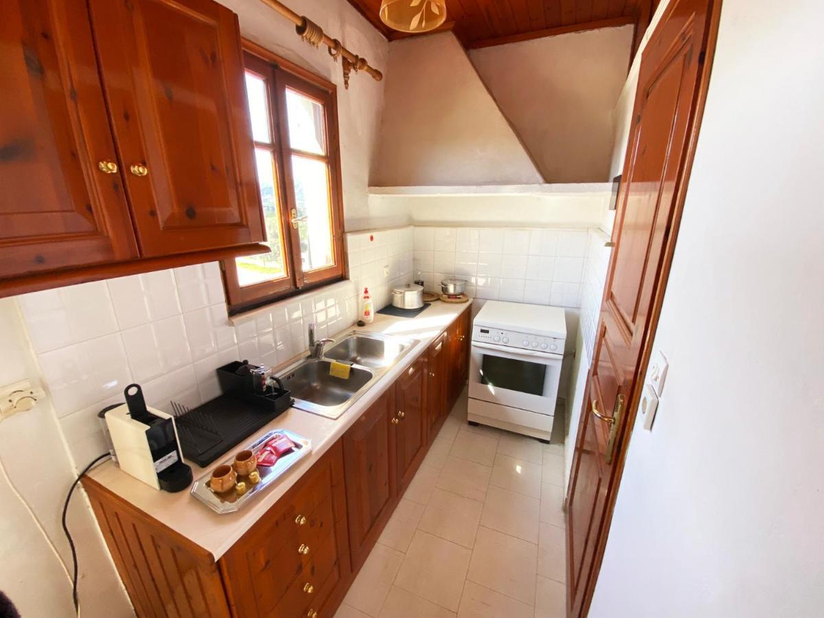 Dusk Apartments With Stunning Mountain View Chania  Bagian luar foto